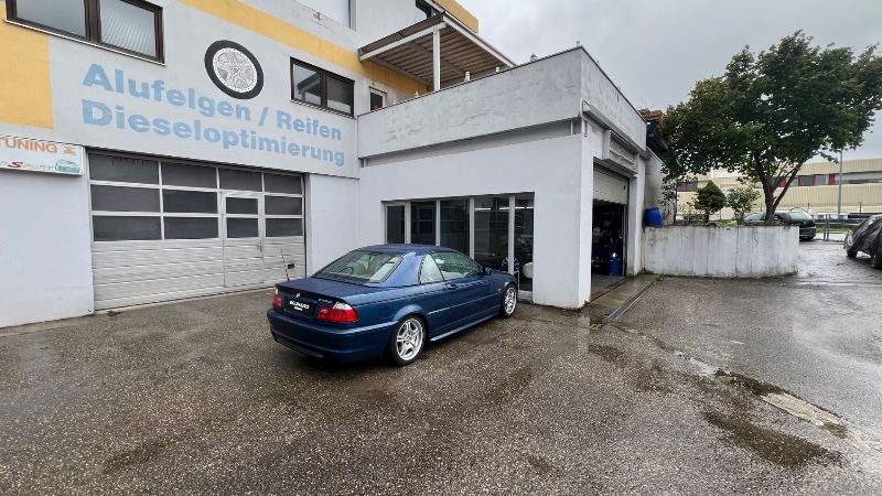 Stuttgart - Stuttgart ECUHARD Bayi